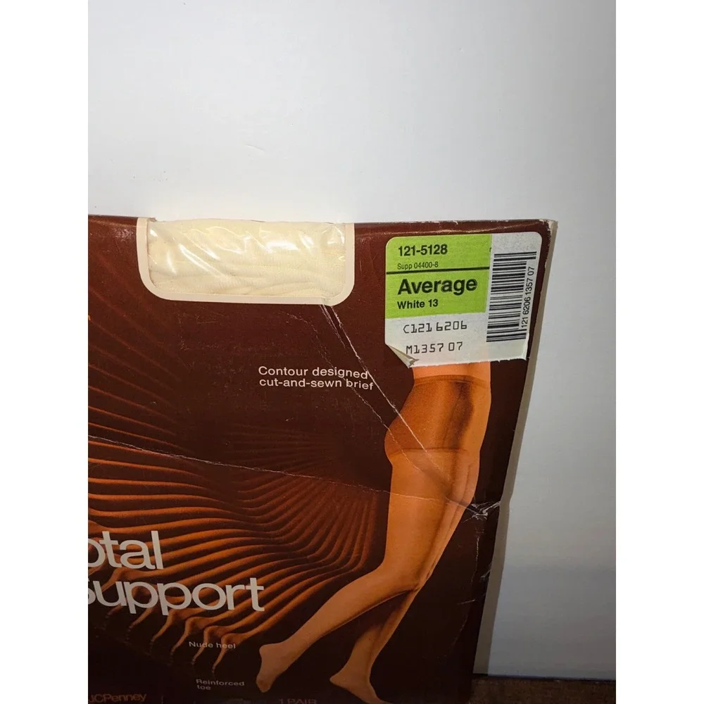 JCPenney Active Legs Total‎ Support Pantihose White Average Vintage 121-5128 USA